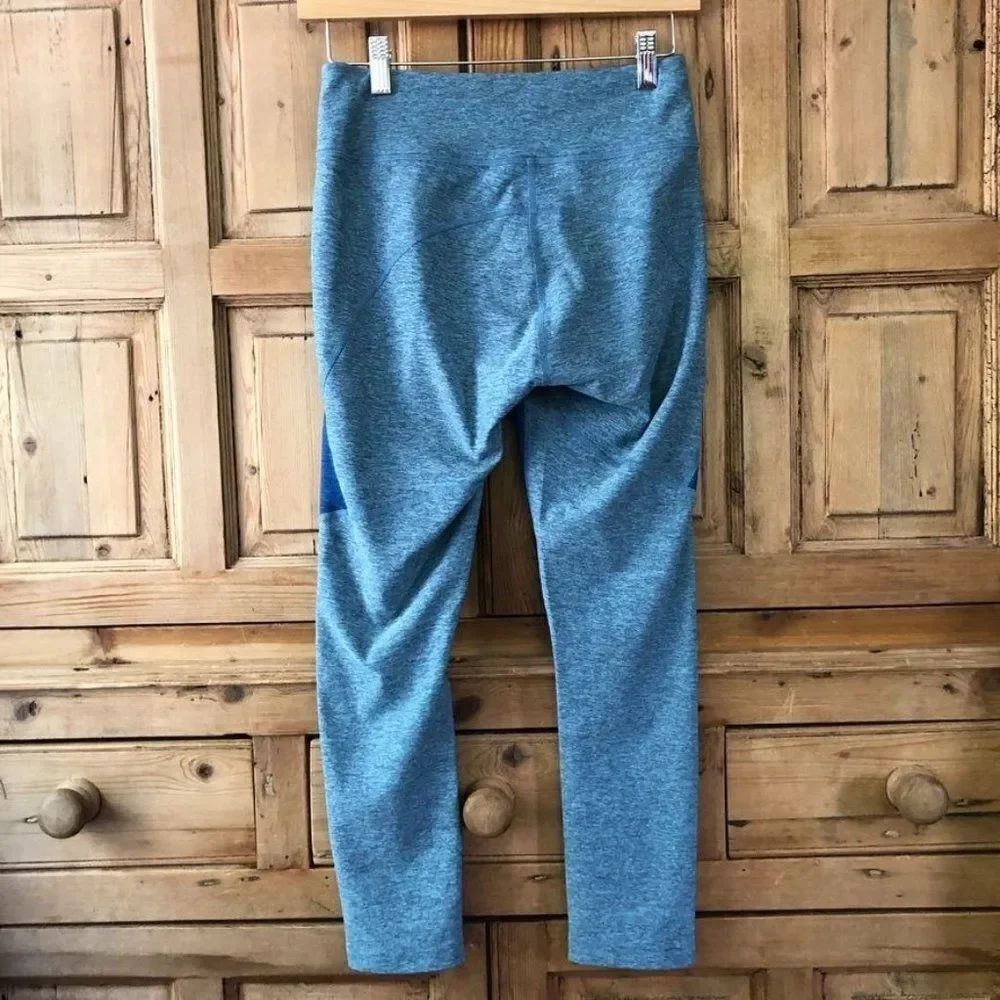 Outdoor Voices Small Two Tone Blue Cropped‎ Leggings Colorblock Athletic 24